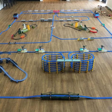 Track And Play.